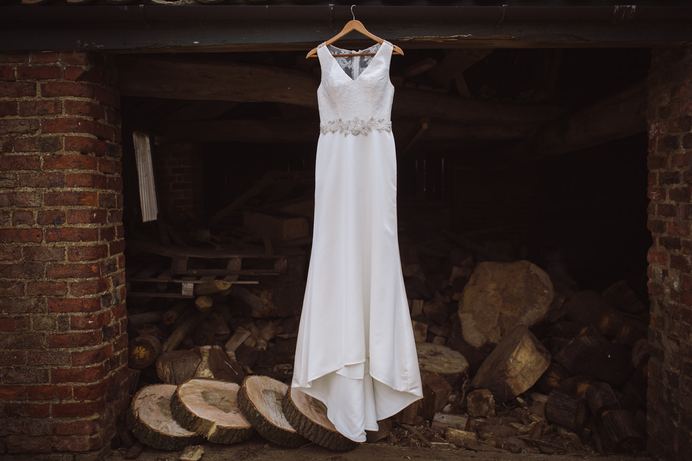 013-North-Yorkshire-Farm-wedding-
